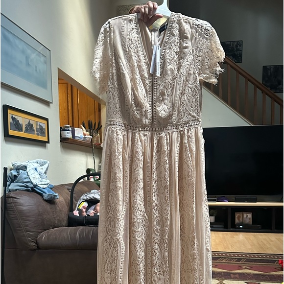 beautiful dress size L - Picture 7 of 7